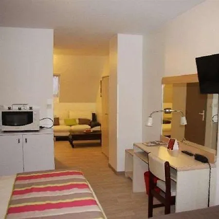 Hotel Brit 2*