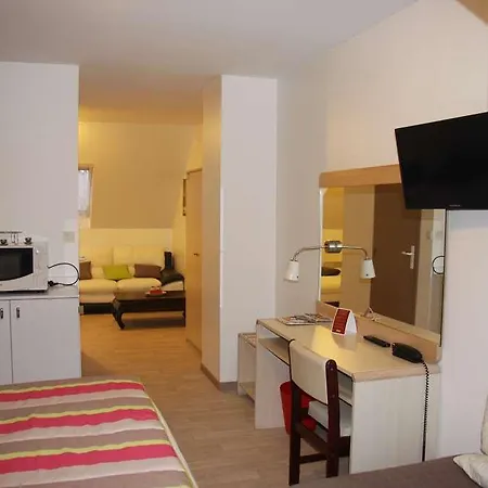 Hotel Brit 2*