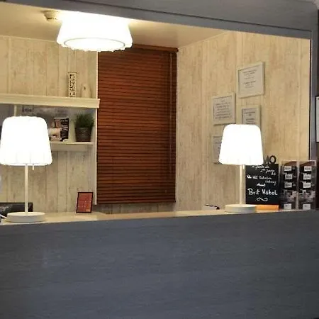 Hotel Brit 2*