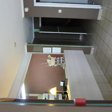 Brit 2* שרבורג